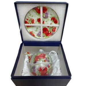 Sorelle Fine Porcelain Handcrafted Teapot for One Red Roses New in Box Floral